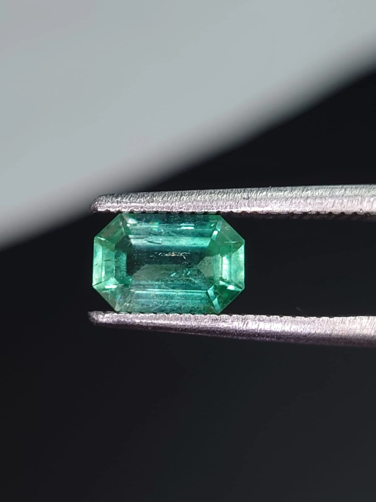0.92ct Natural emerald from Panjshir Afghanistan — view 5